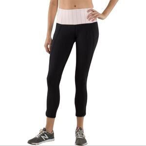 Lululemon Can't Stop Crop High Rise Runners Leggings Black / Slalom Stripe 8